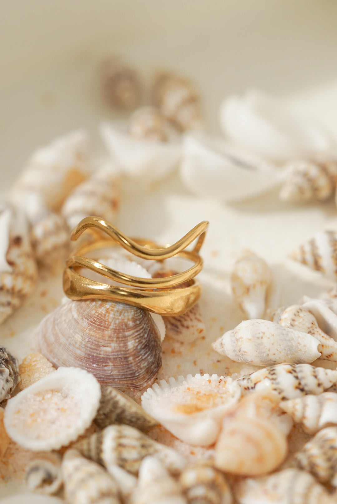 Isla Wave Ring