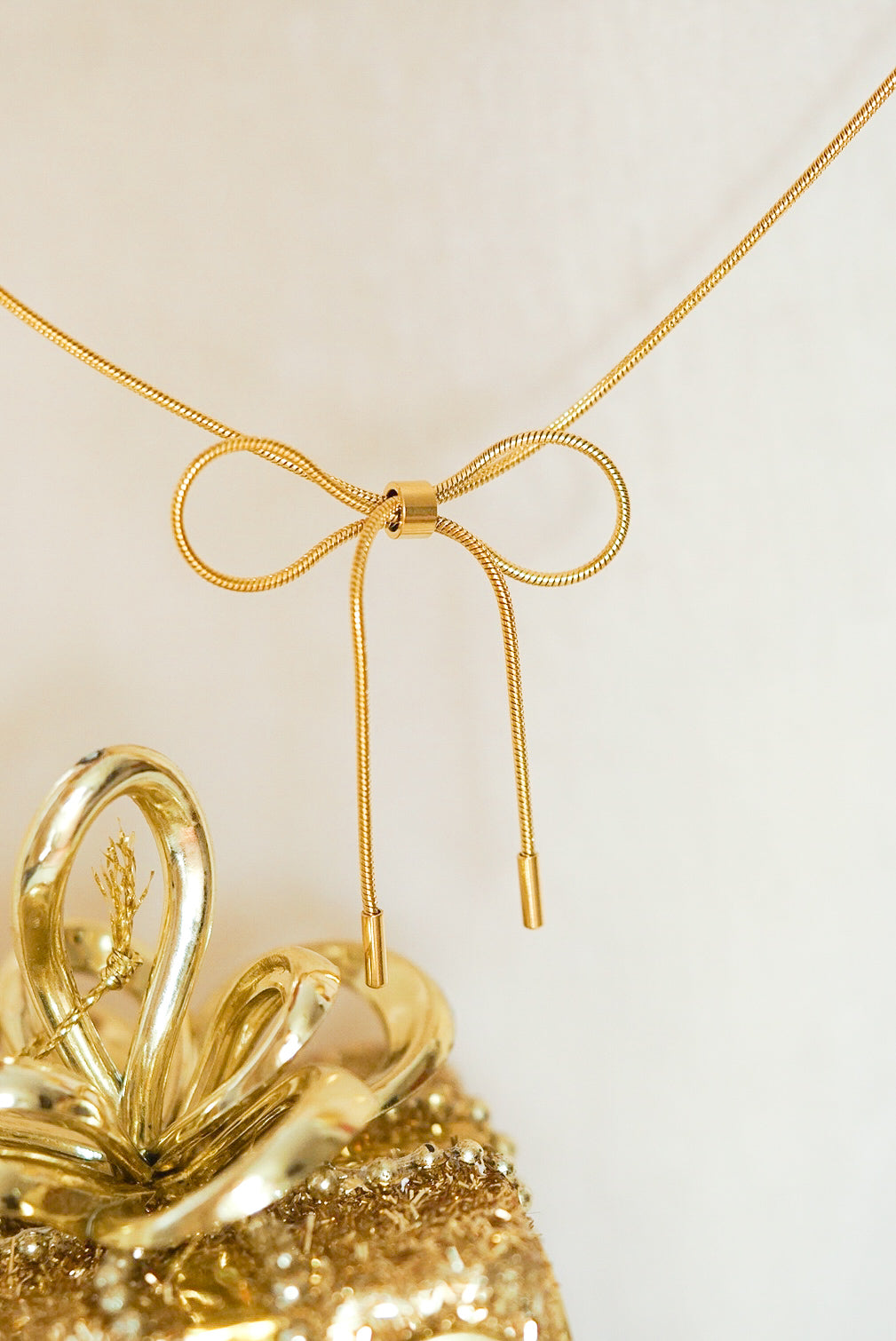 Mira Bow Gold Necklace