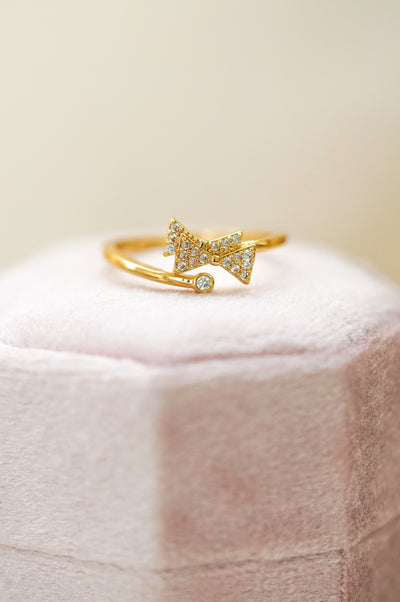 Mallory Bow Sparkling Gold Ring